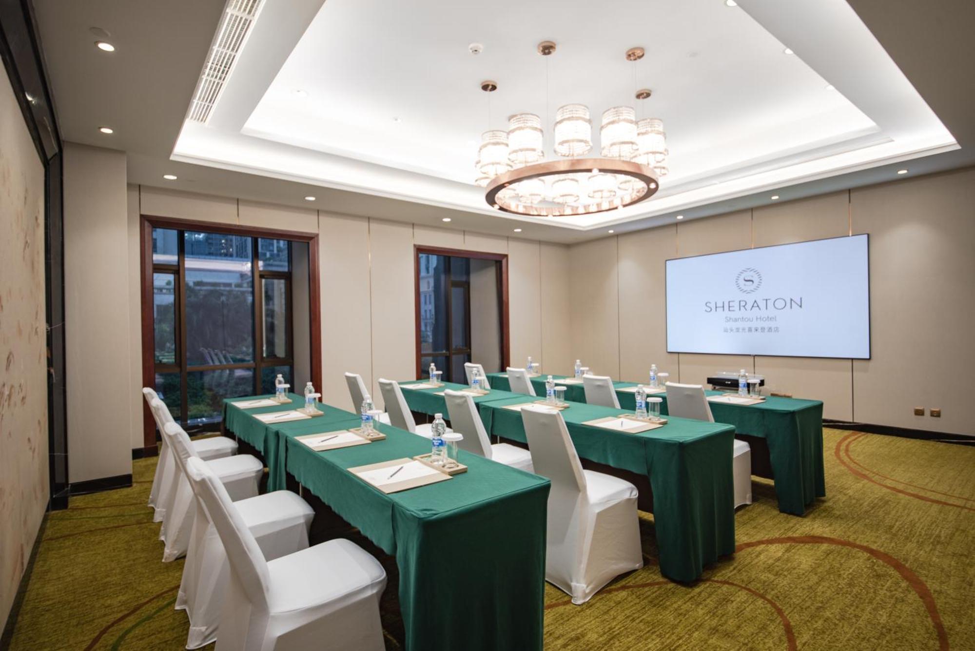 Sheraton Shantou Hotel Exterior photo