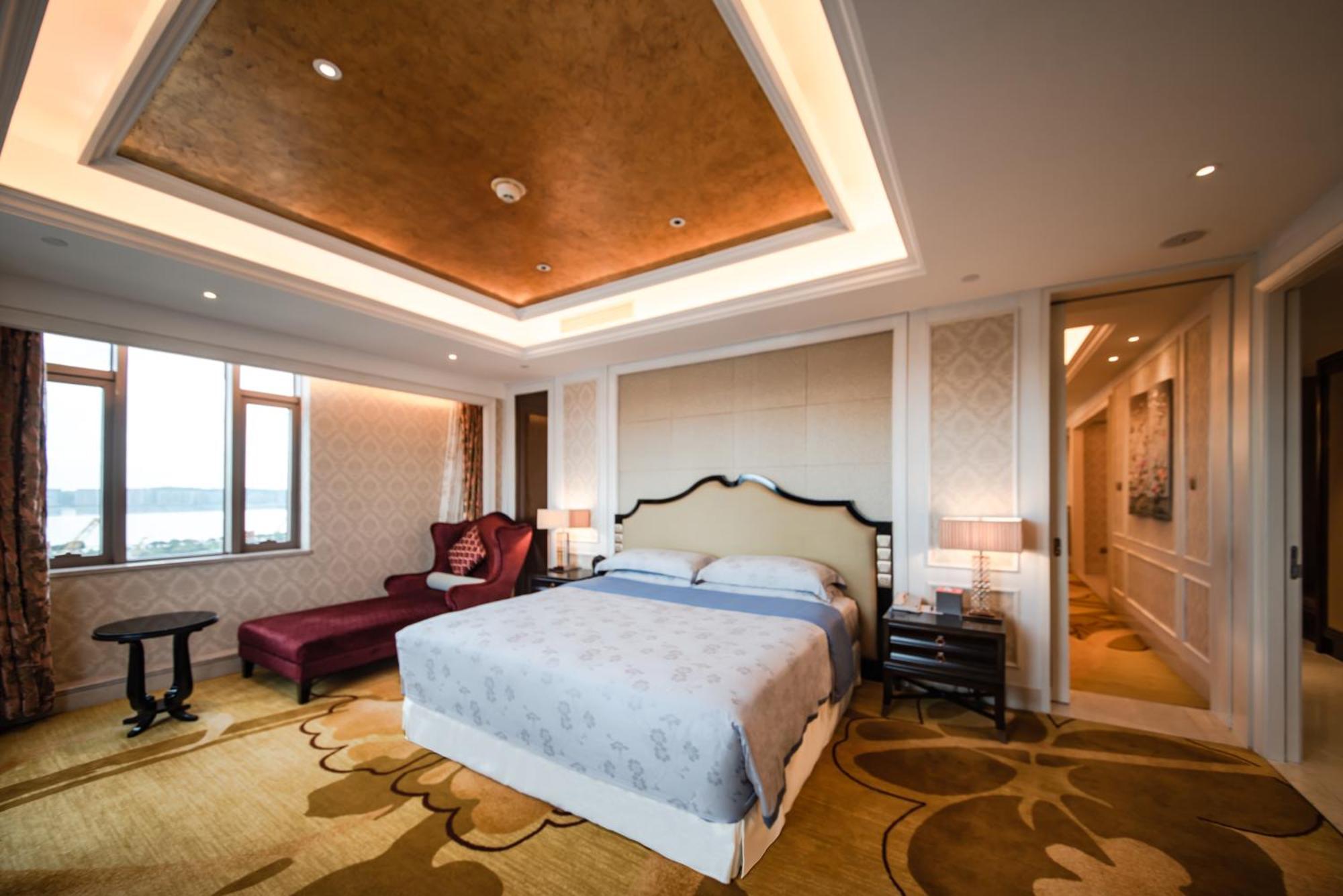 Sheraton Shantou Hotel Exterior photo