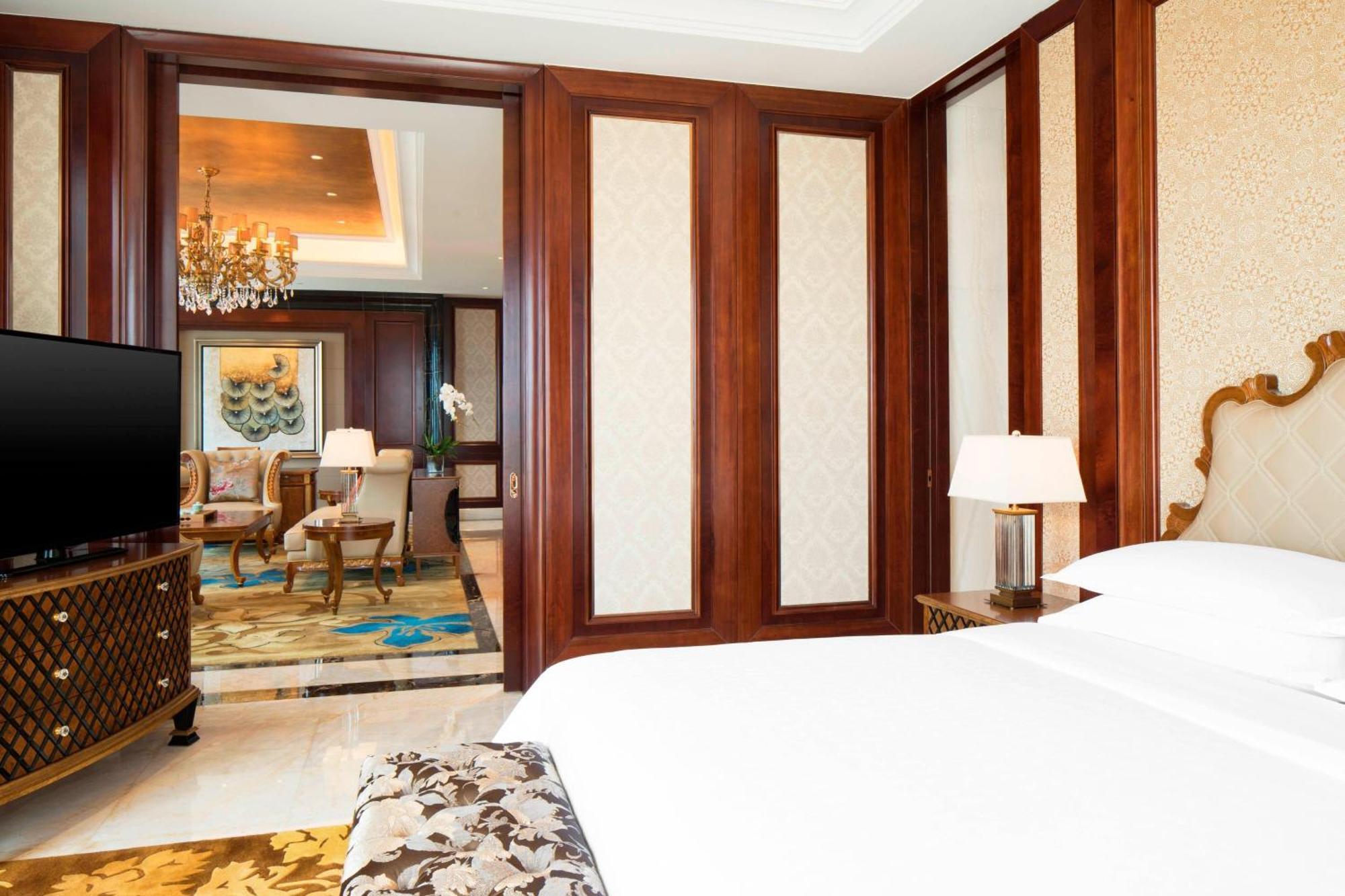 Sheraton Shantou Hotel Exterior photo