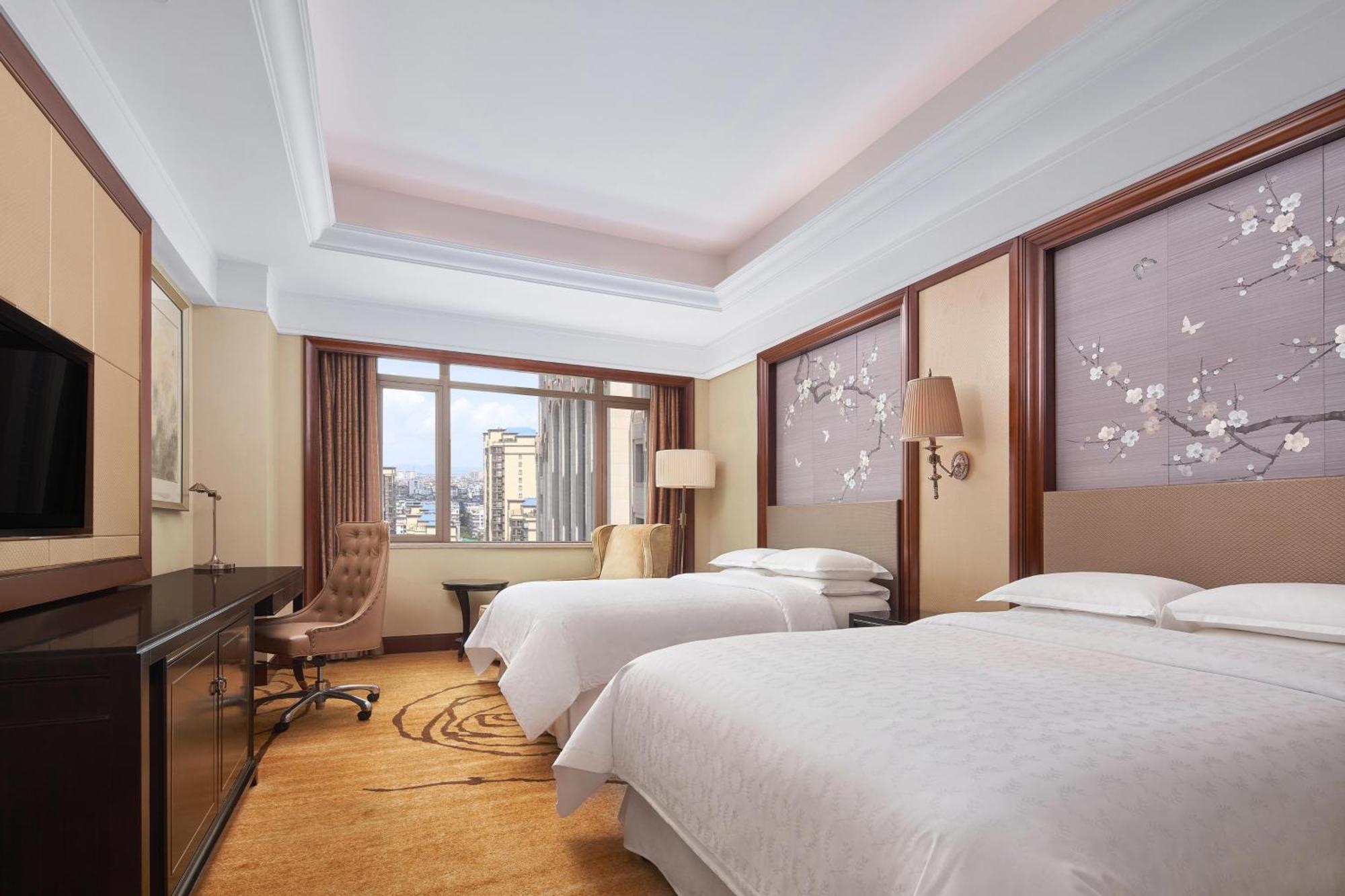 Sheraton Shantou Hotel Exterior photo